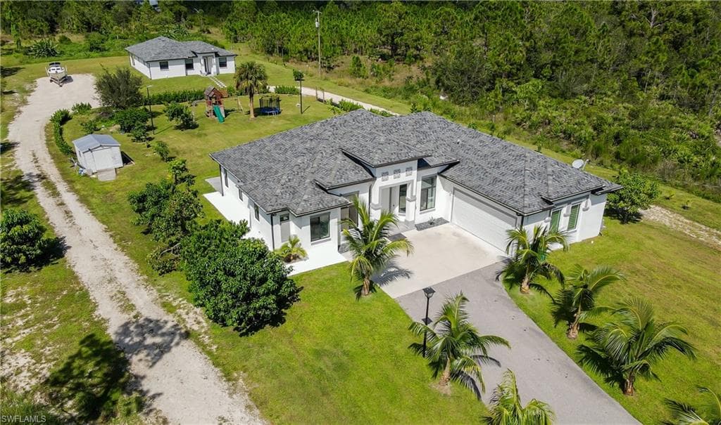 2931 52nd Ave NE, Naples, FL 34120-34