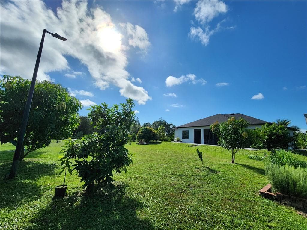 2931 52nd Ave NE, Naples, FL 34120-47