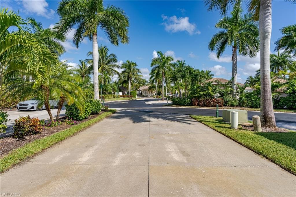 13491 Snook Cir, Naples, FL 34114-16