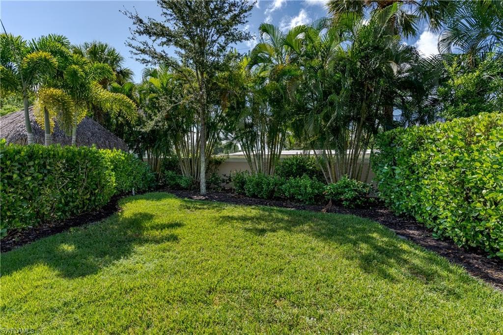 13491 Snook Cir, Naples, FL 34114-1