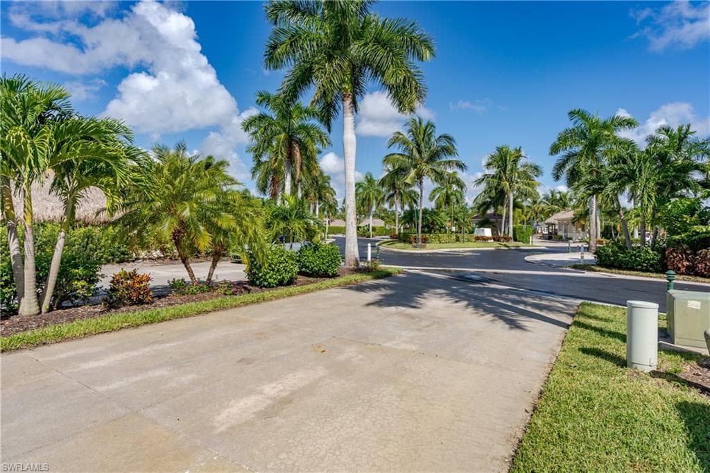 13491 Snook Cir, Naples, FL 34114-20