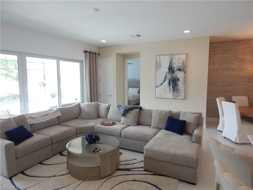 11523 Jacaranda Dr, Naples, FL 34120-15