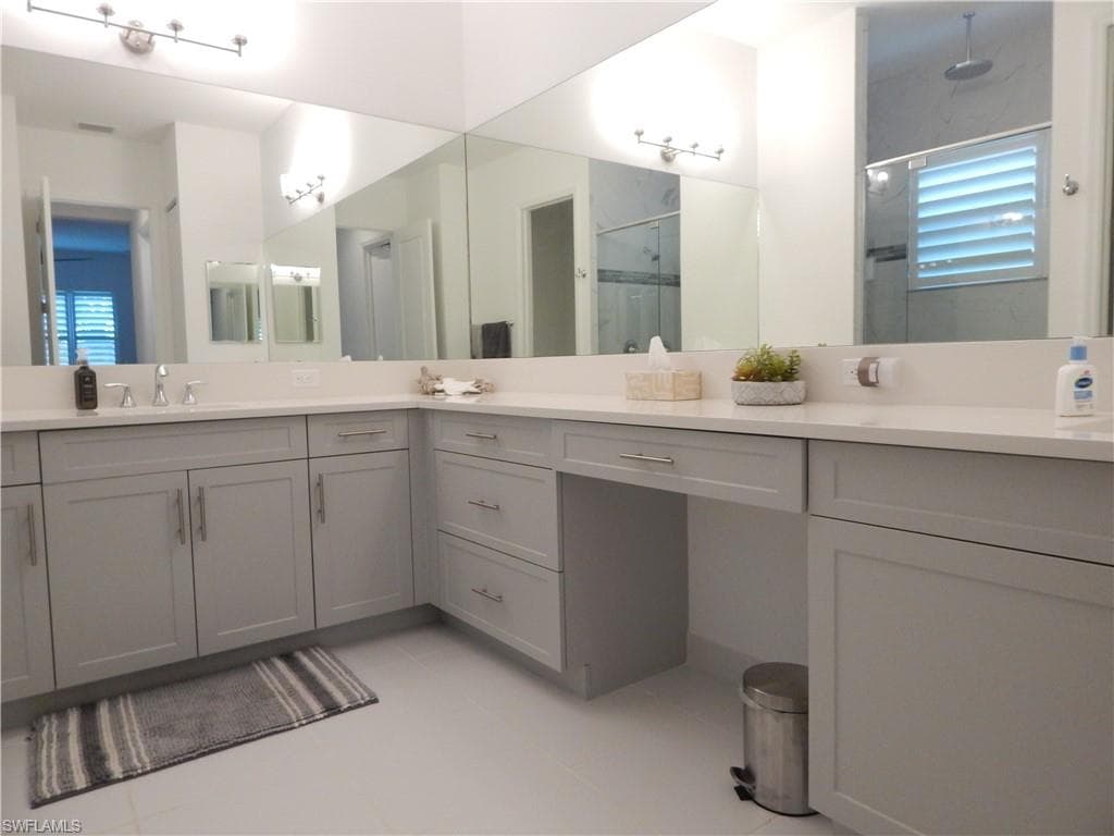 11523 Jacaranda Dr, Naples, FL 34120-19