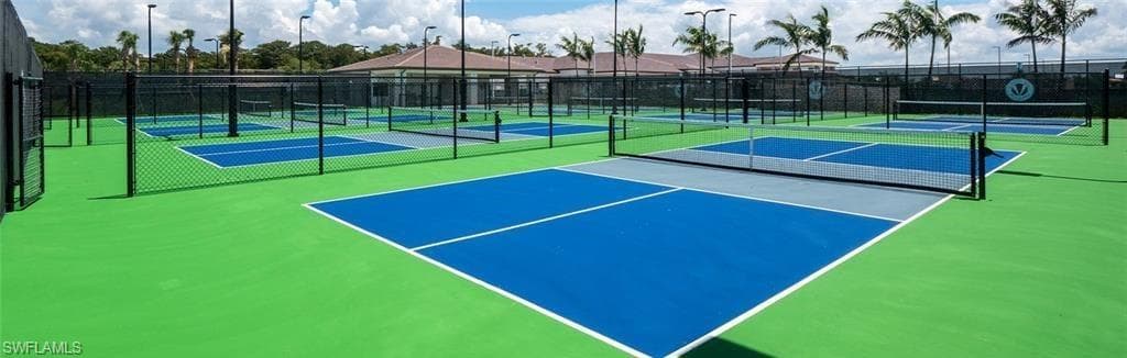 11523 Jacaranda Dr, Naples, FL 34120-40
