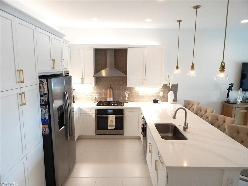 11523 Jacaranda Dr, Naples, FL 34120-6