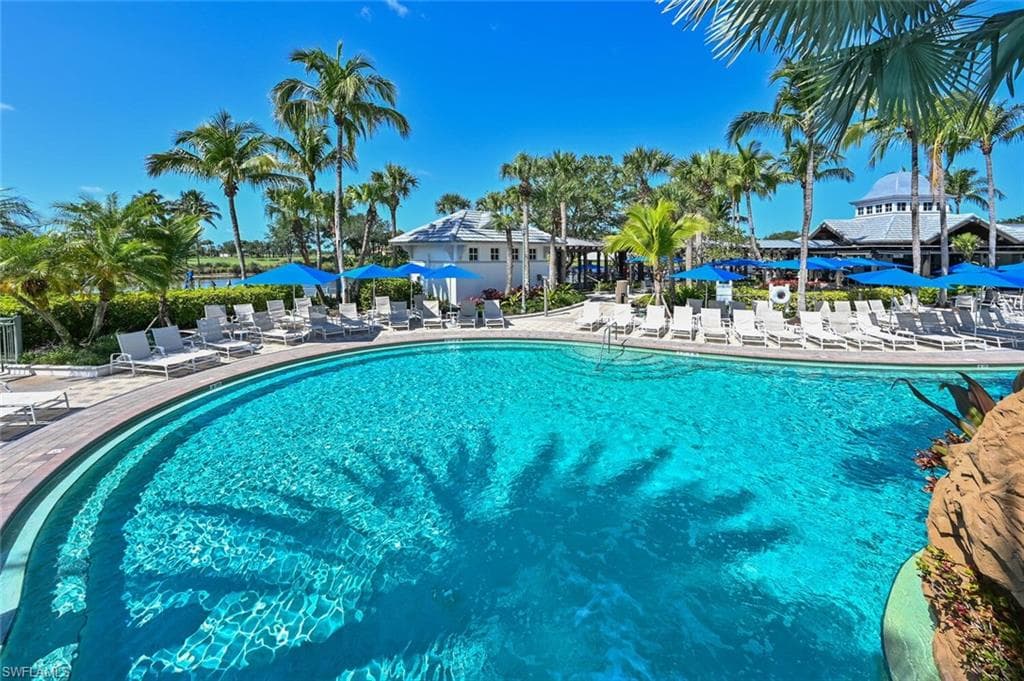 3202 Serenity Ct 102, Naples, FL 34114-43