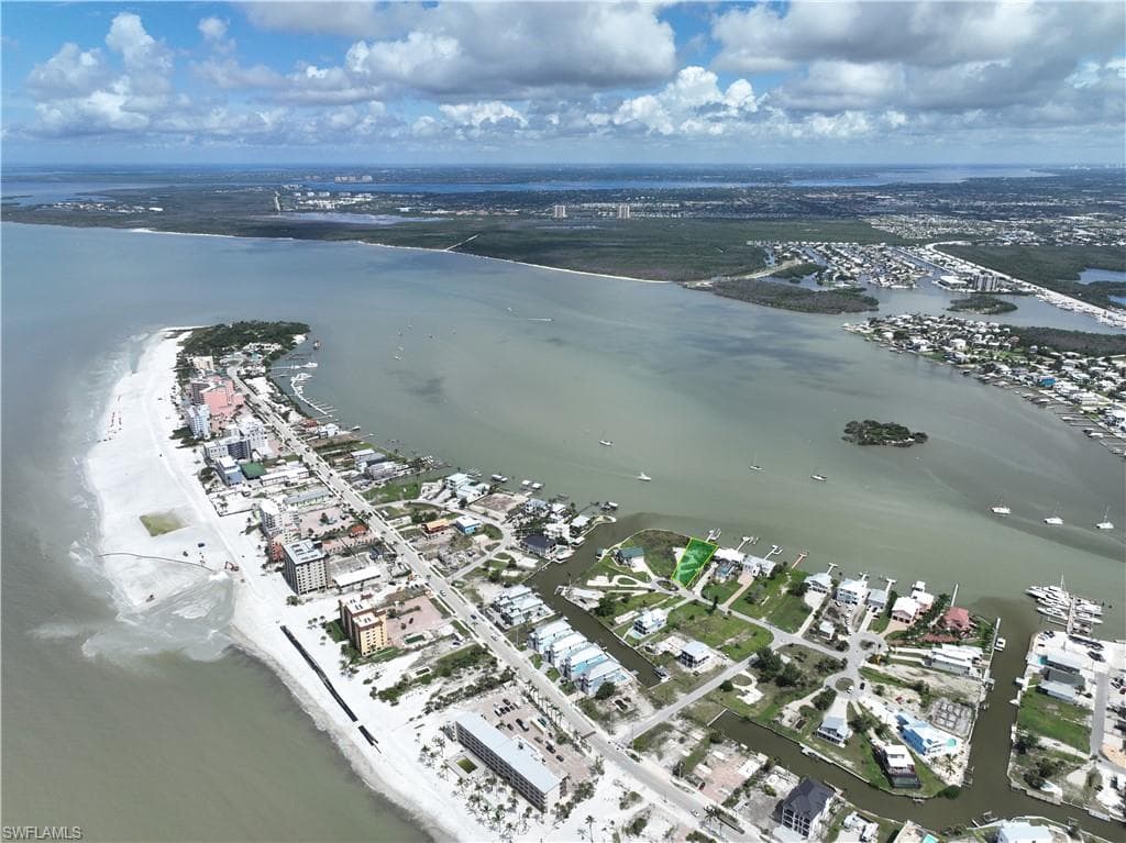 655 Matanzas Ct, Fort Myers Beach, FL 33931-6