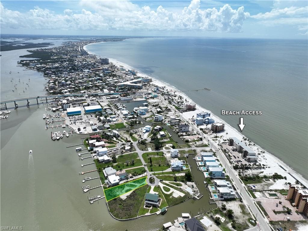 655 Matanzas Ct, Fort Myers Beach, FL 33931-7