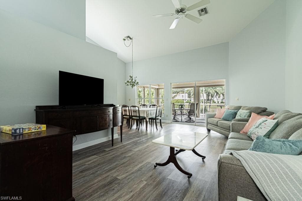 25202 Golf Lake Cir, Bonita Springs, FL 34135-4
