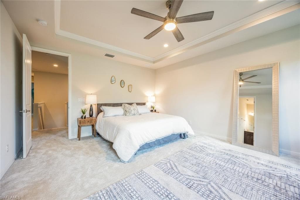 13057 Pembroke Dr, Naples, FL 34105-24