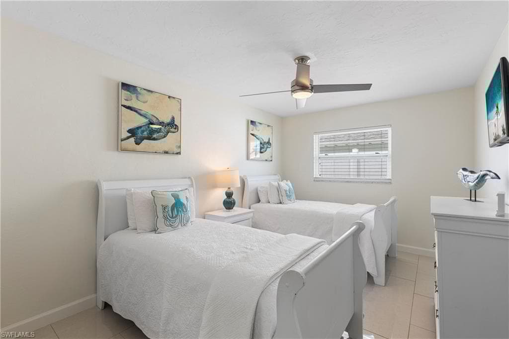 683 94th Ave N, Naples, FL 34108-28