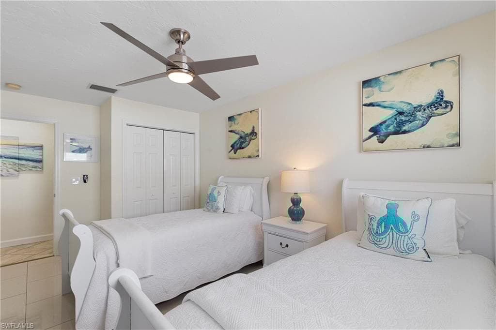 683 94th Ave N, Naples, FL 34108-30