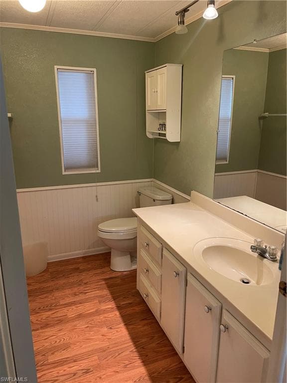 2711 Breezewood Dr, North Fort Myers, FL 33917-14