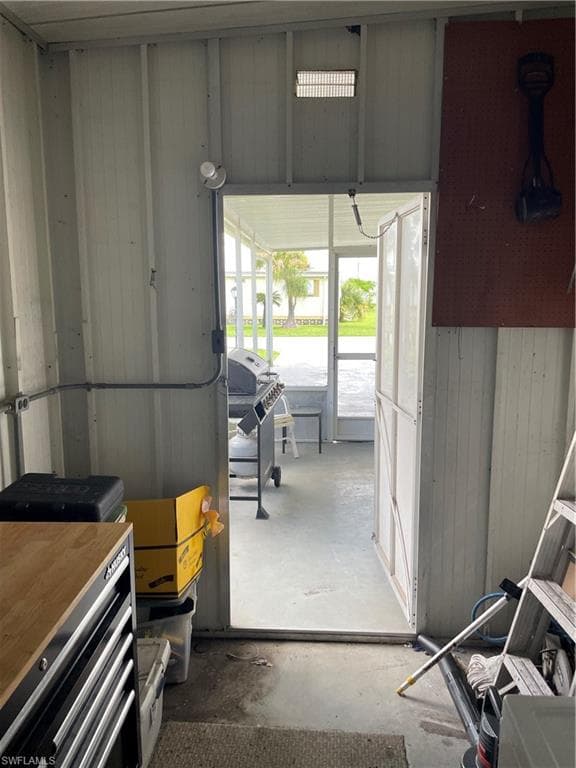 2711 Breezewood Dr, North Fort Myers, FL 33917-23