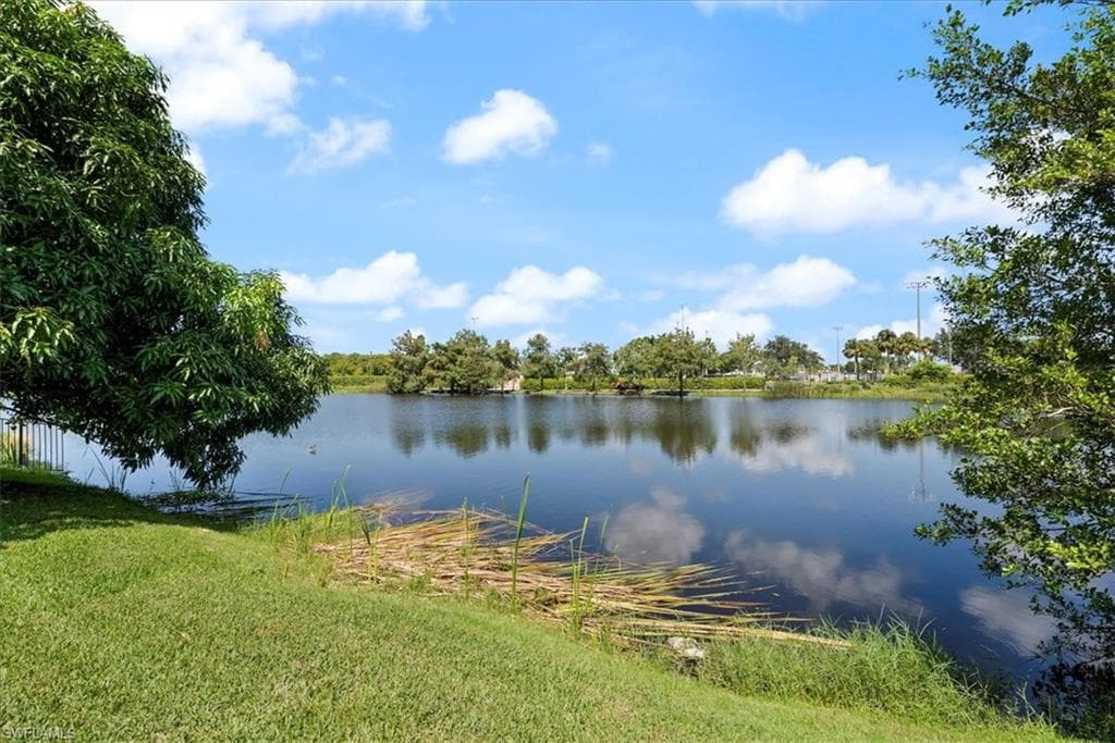 1171 14th Ave N, Naples, FL 34102-27