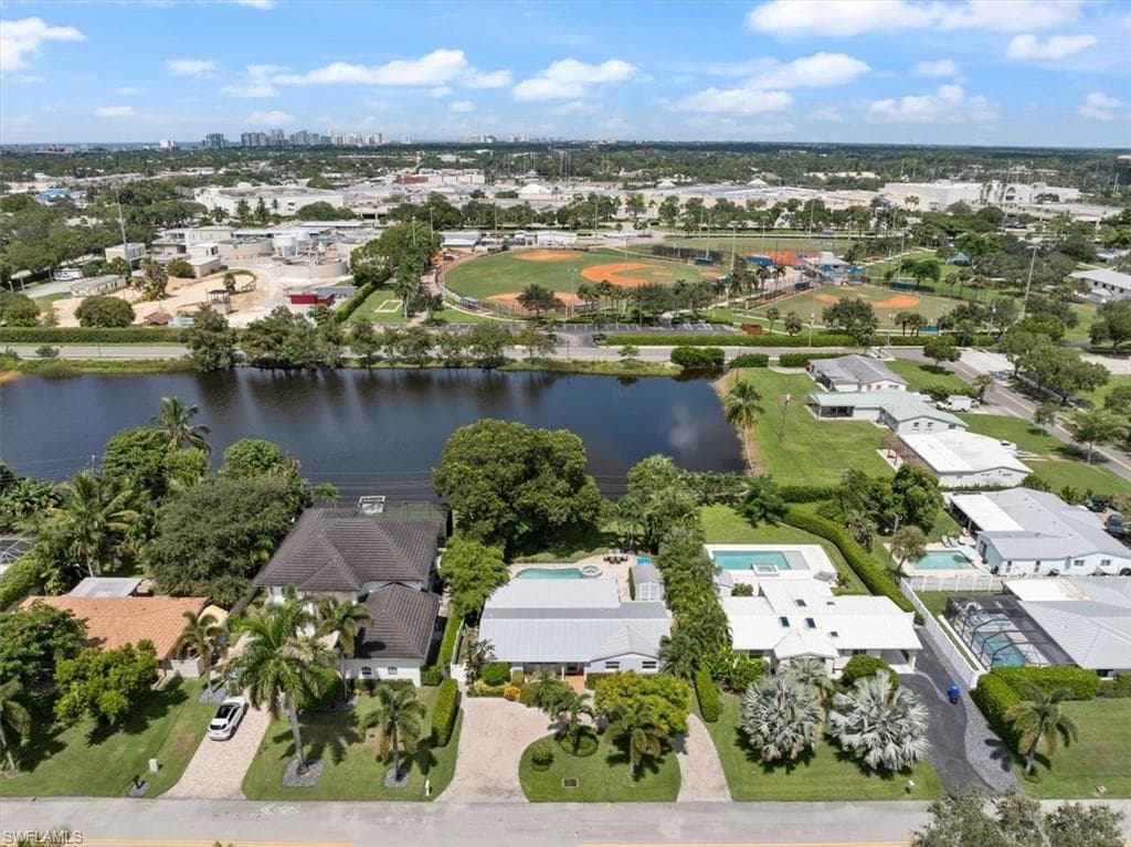 1171 14th Ave N, Naples, FL 34102-31