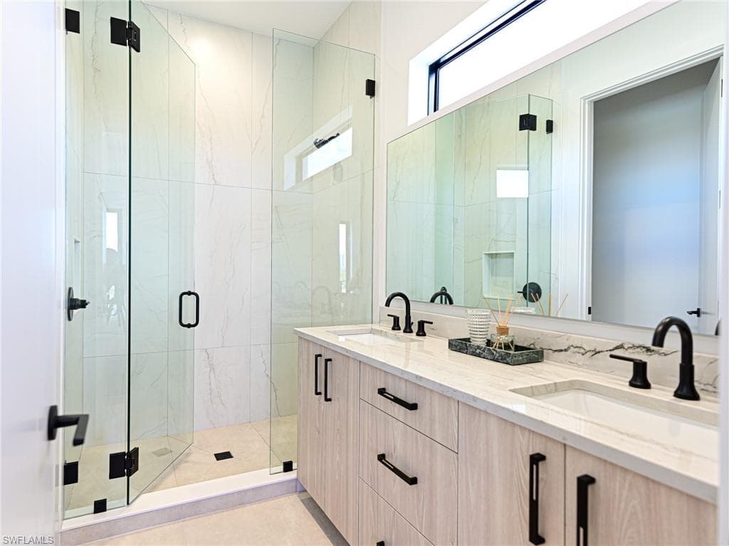 26415 Bay Rd, Bonita Springs, FL 34134-32