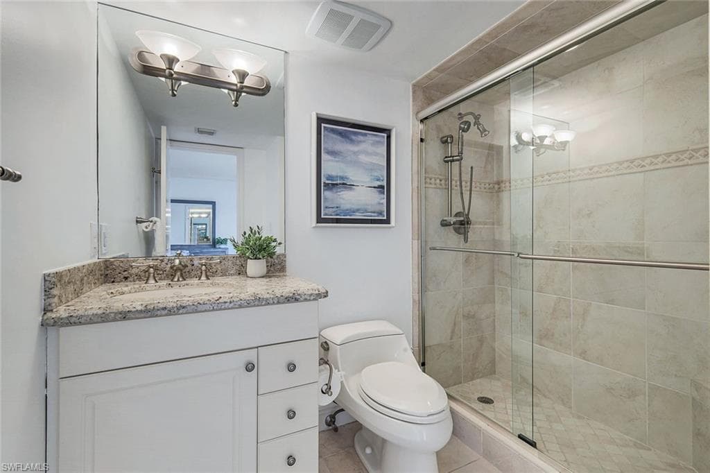 4451 Gulf Shore Blvd N 1605, Naples, FL 34103-25