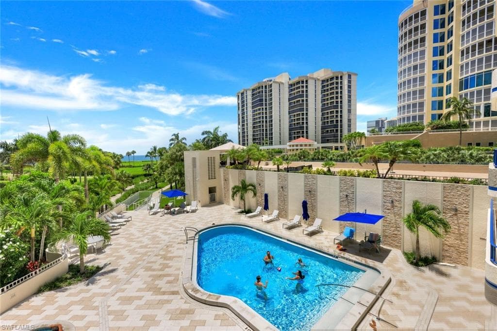 4451 Gulf Shore Blvd N 1605, Naples, FL 34103-30