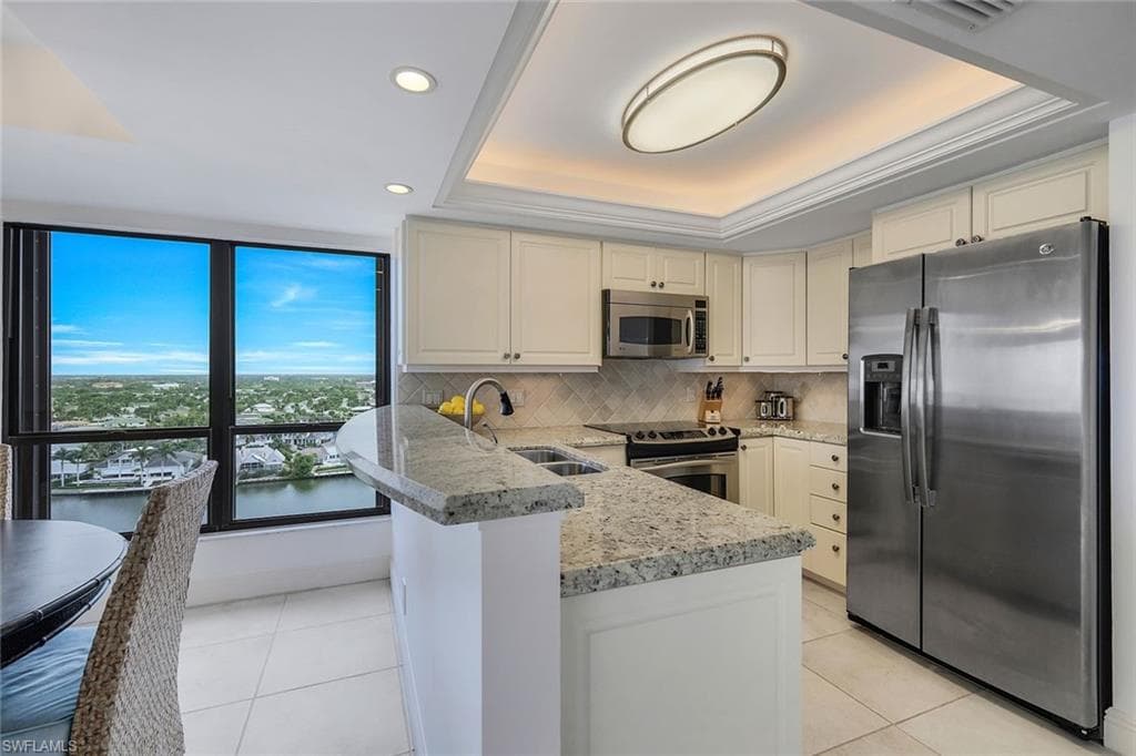 4451 Gulf Shore Blvd N 1605, Naples, FL 34103-6