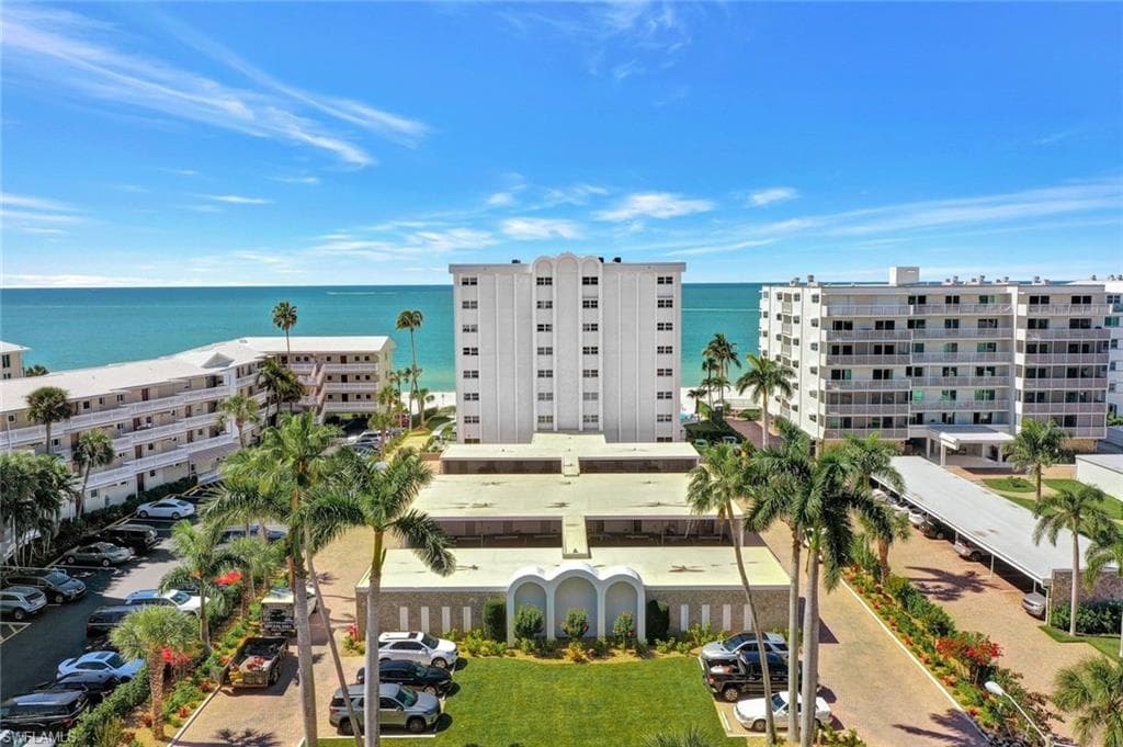 1919 Gulf Shore Blvd N 603, Naples, FL 34102-17