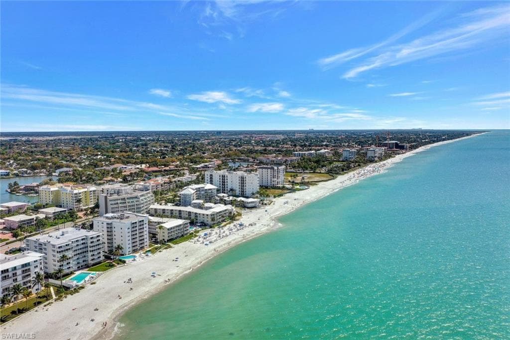 1919 Gulf Shore Blvd N 603, Naples, FL 34102-18