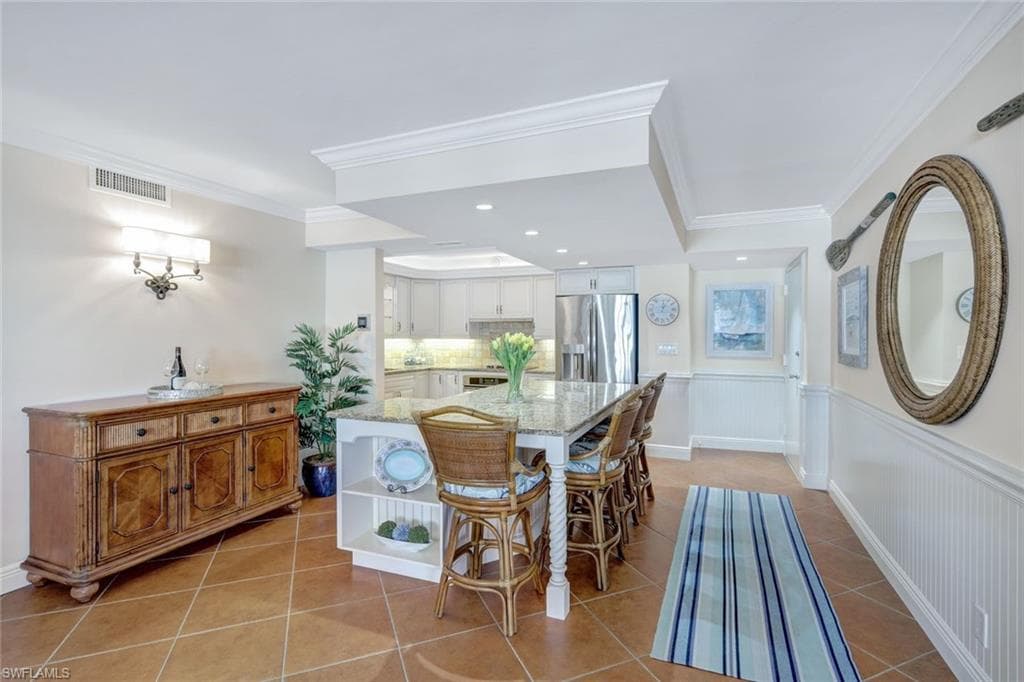 1919 Gulf Shore Blvd N 603, Naples, FL 34102-8