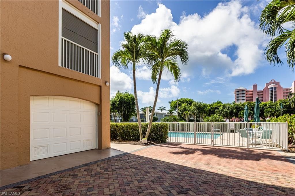 1001 S Collier Blvd S 301, Marco Island, FL 34145-18