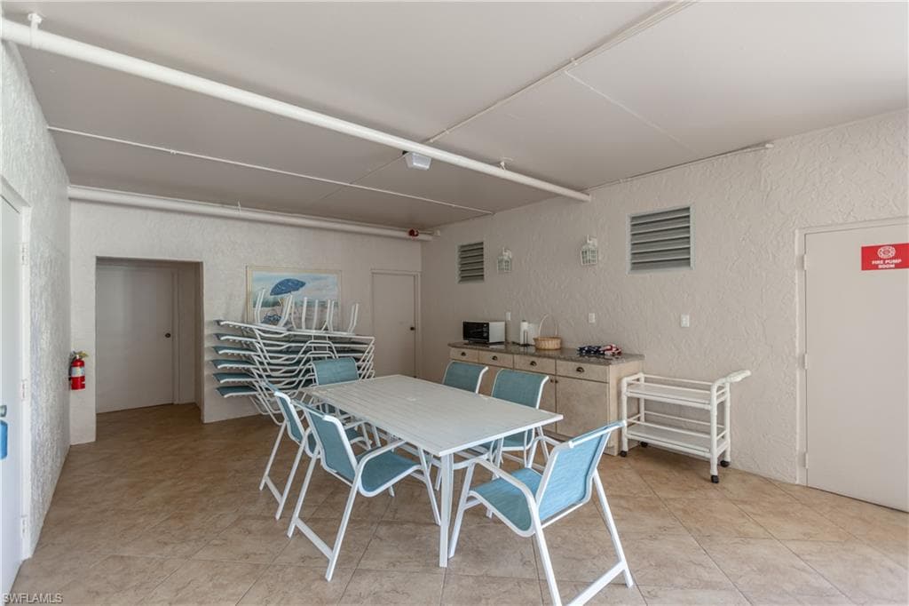 1001 S Collier Blvd S 301, Marco Island, FL 34145-22