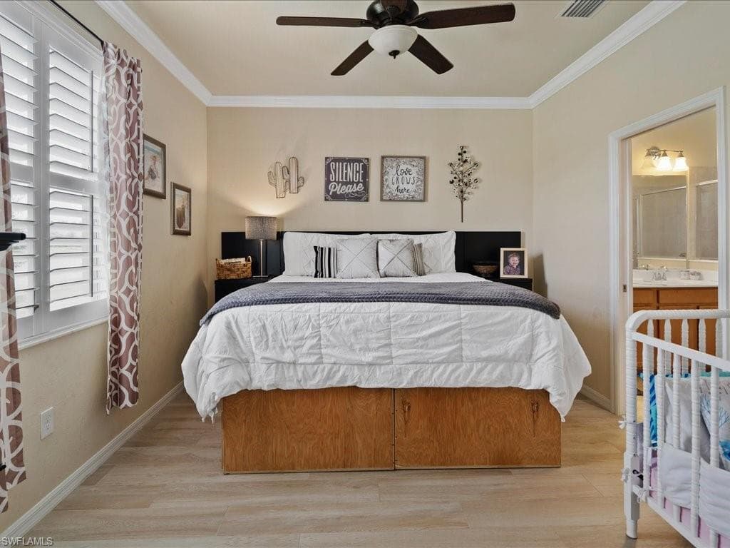 14488 Grapevine Dr, Naples, FL 34114-10