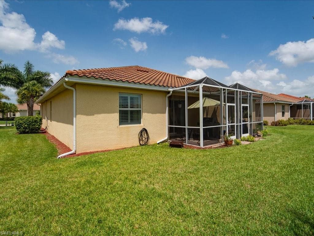 14488 Grapevine Dr, Naples, FL 34114-23