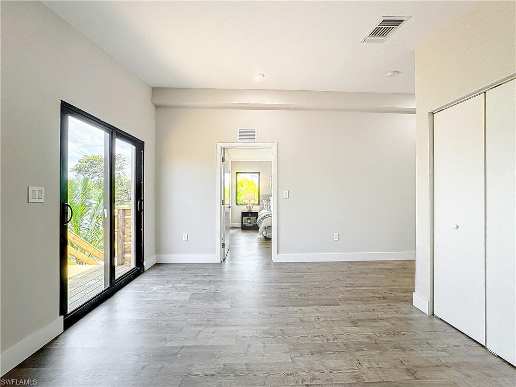 2511 Storter Ave, Naples, FL 34112-20