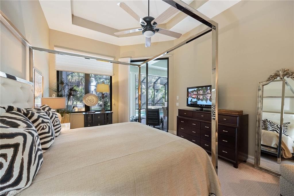 7721 Classics Dr, Naples, FL 34113-15