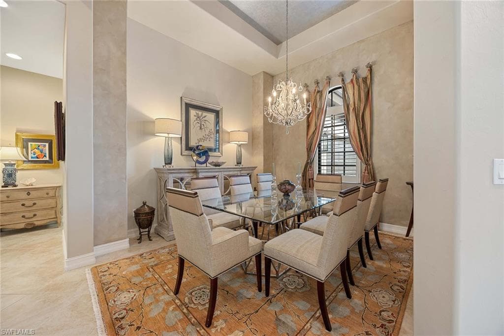 7721 Classics Dr, Naples, FL 34113-19