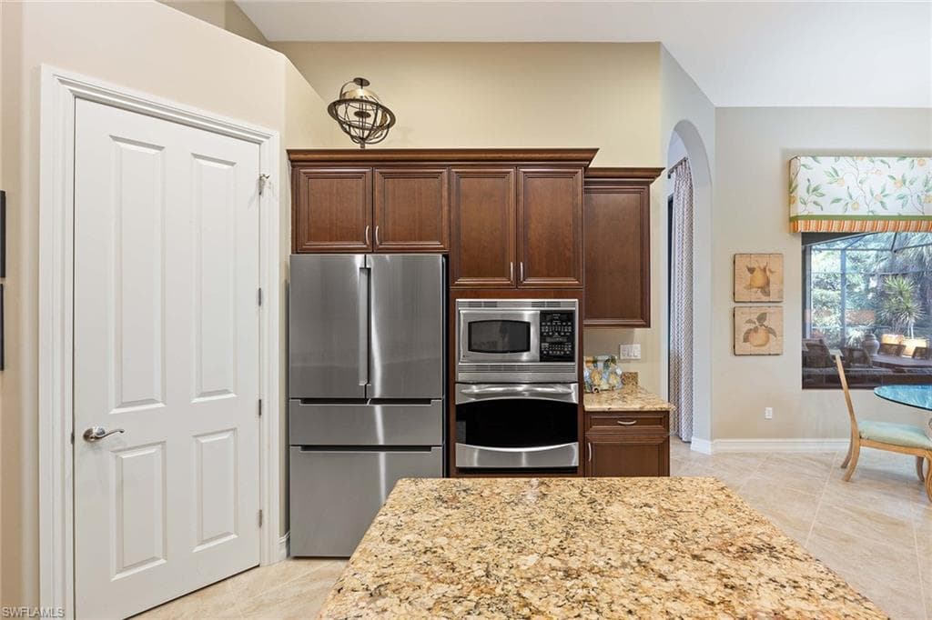 7721 Classics Dr, Naples, FL 34113-30