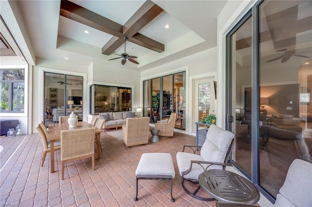 7721 Classics Dr, Naples, FL 34113-39