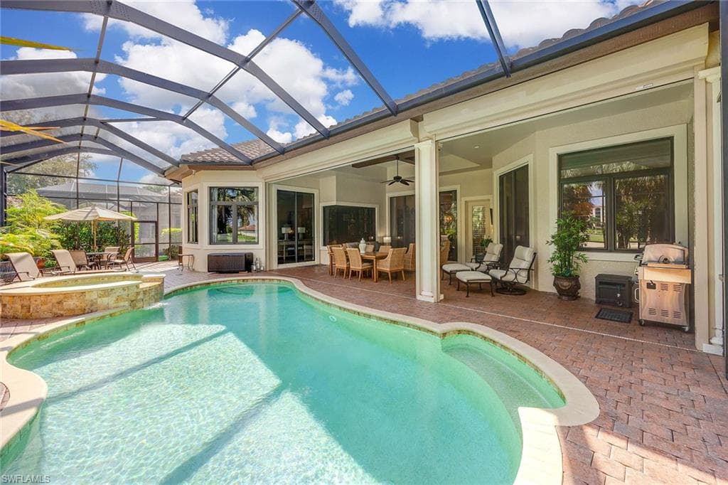 7721 Classics Dr, Naples, FL 34113-41