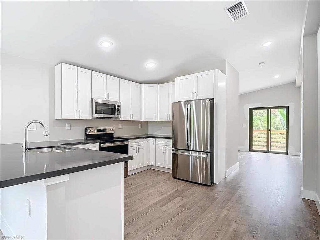 2505 Storter Ave, Naples, FL 34112-13