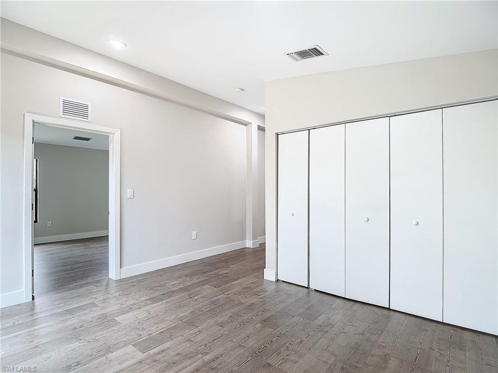 2505 Storter Ave, Naples, FL 34112-17