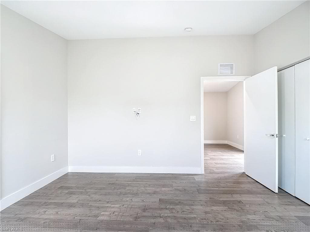 2505 Storter Ave, Naples, FL 34112-24
