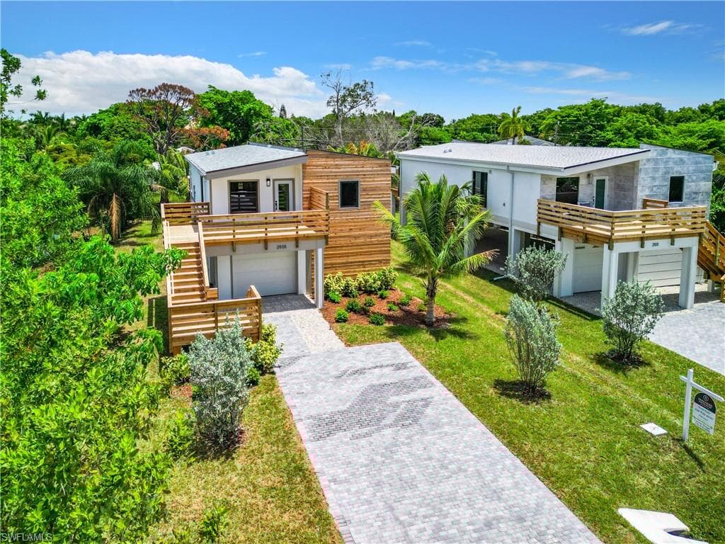 2505 Storter Ave, Naples, FL 34112-35