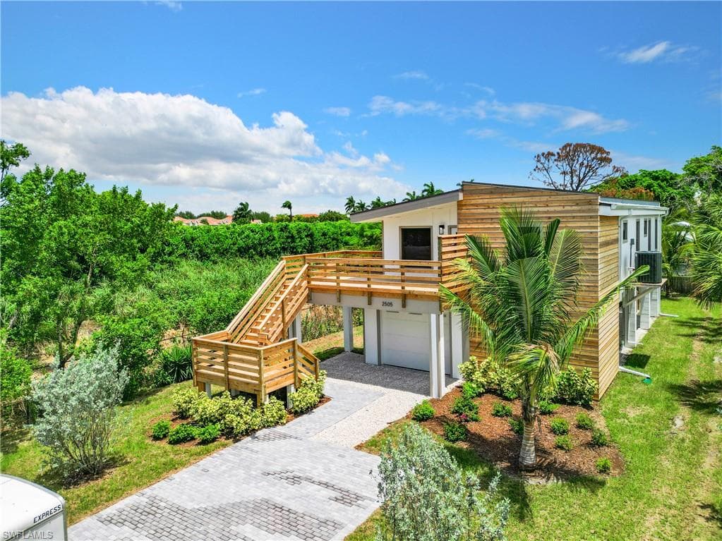 2505 Storter Ave, Naples, FL 34112-37