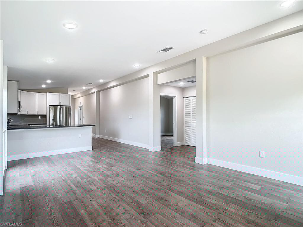 2505 Storter Ave, Naples, FL 34112-6