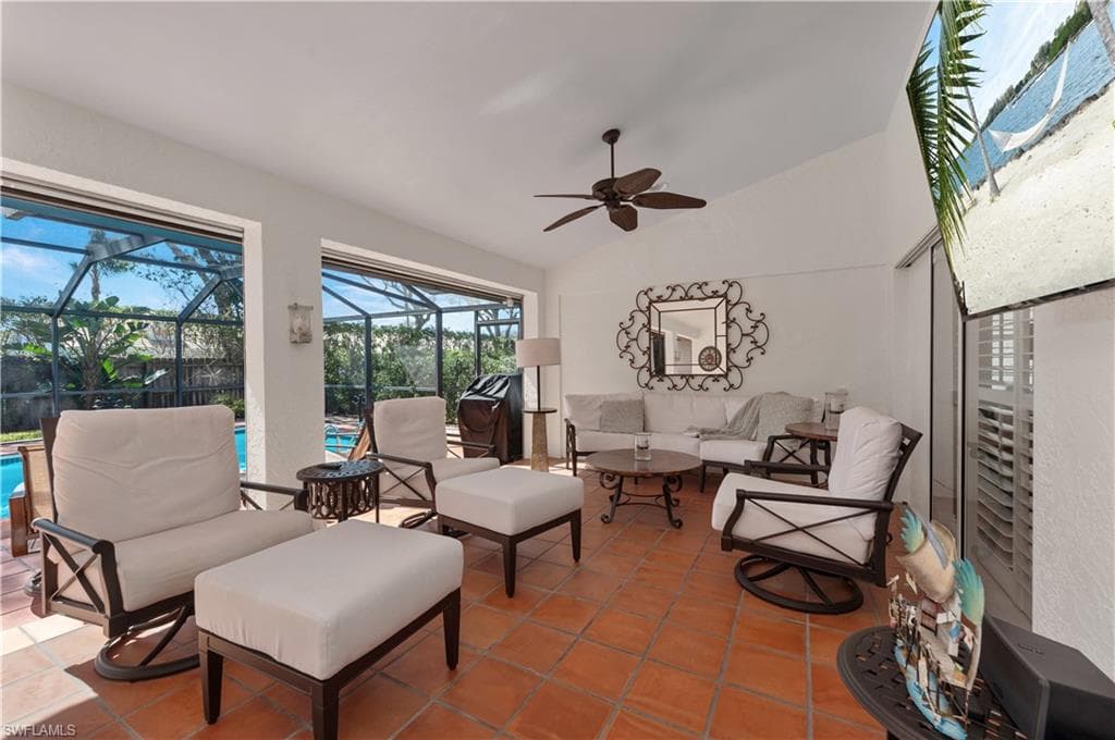 544 Roma Ct, Naples, FL 34110-18