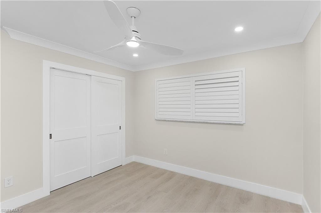 57 High Point Cir W 104, Naples, FL 34103-21