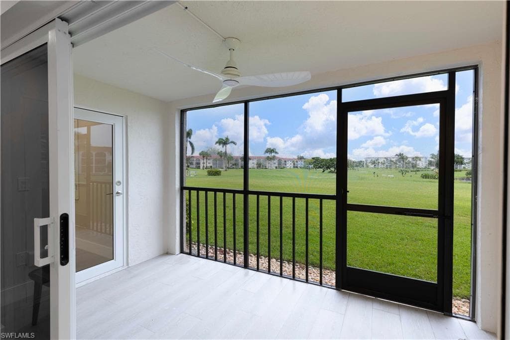 57 High Point Cir W 104, Naples, FL 34103-5
