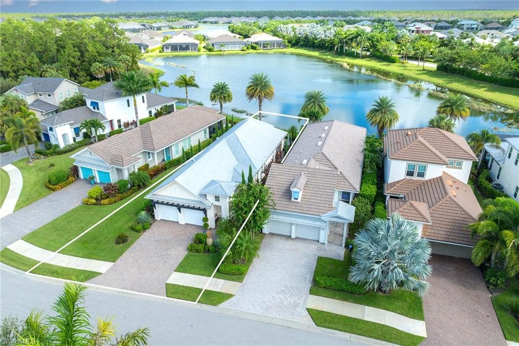 14151 Nautica Ct, Naples, FL 34114-5