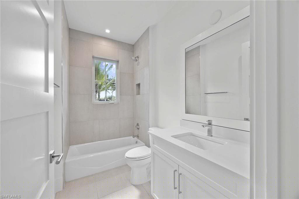 3291 Dorado Ln 101, Naples, Fl 34114-28