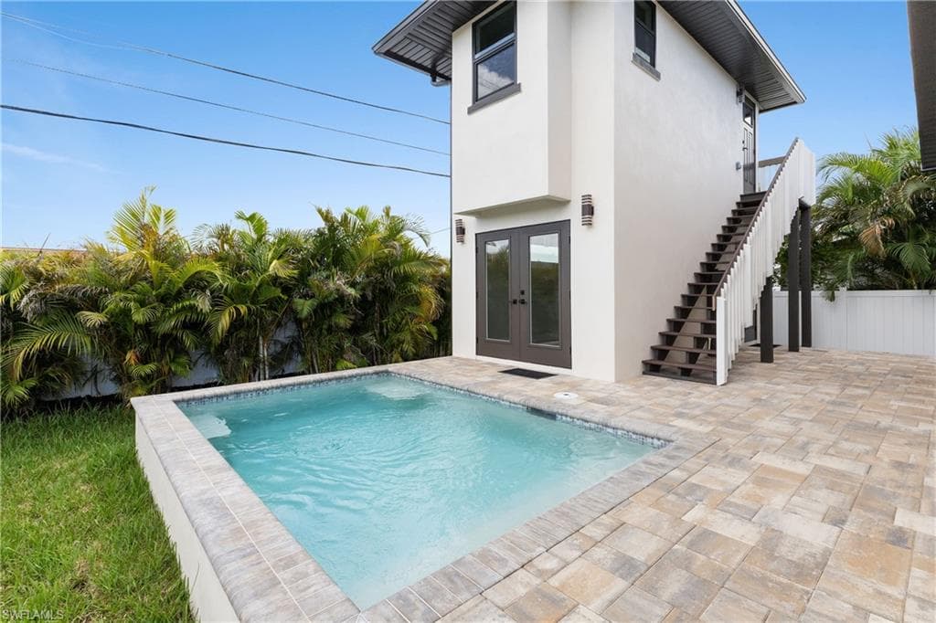 3095 Connecticut Ave, Naples, FL 34112-4