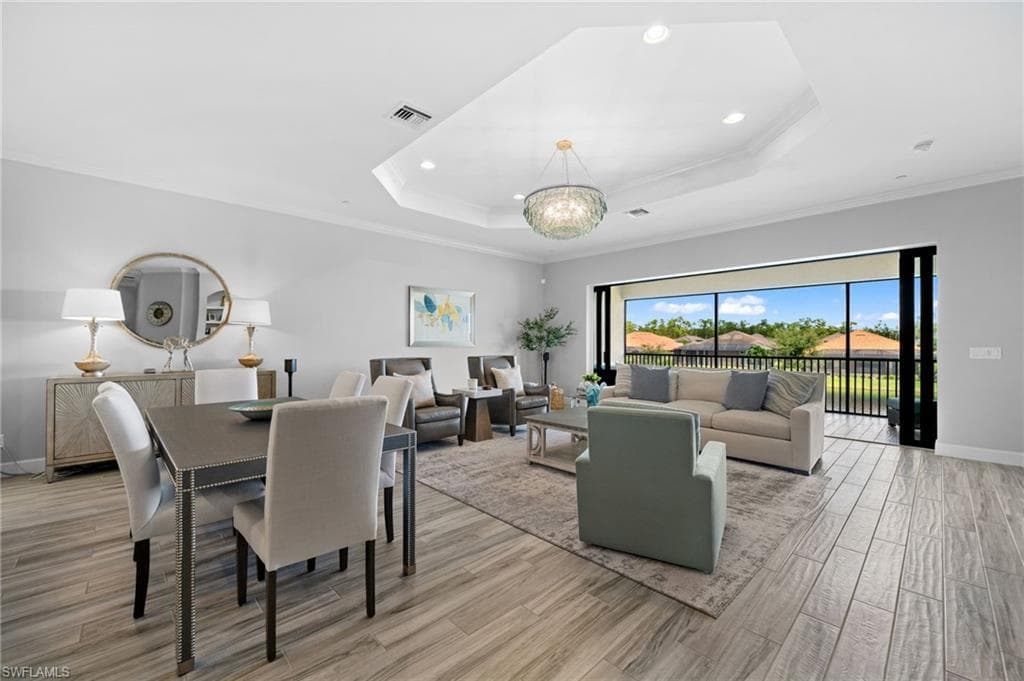 9673 Montelanico Loop 202, Naples, FL 34119-11